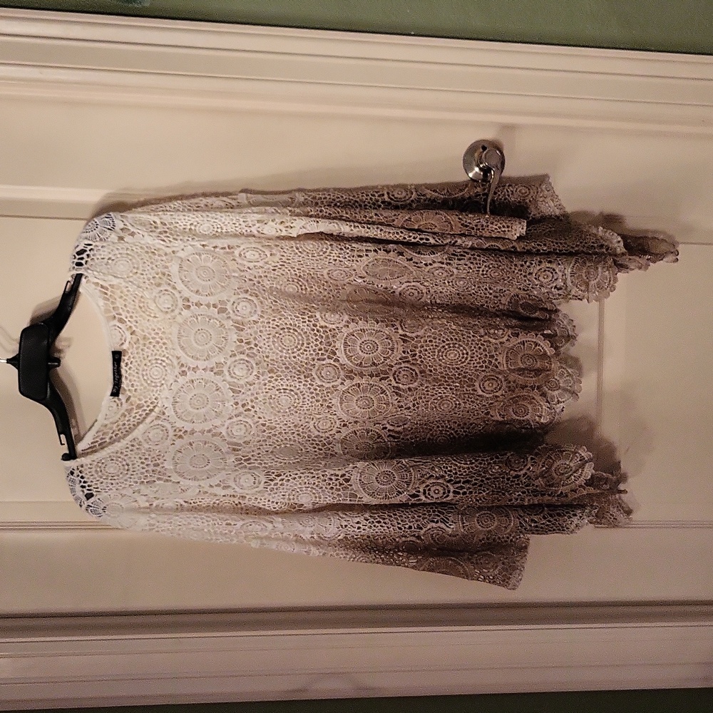 Women's Top
